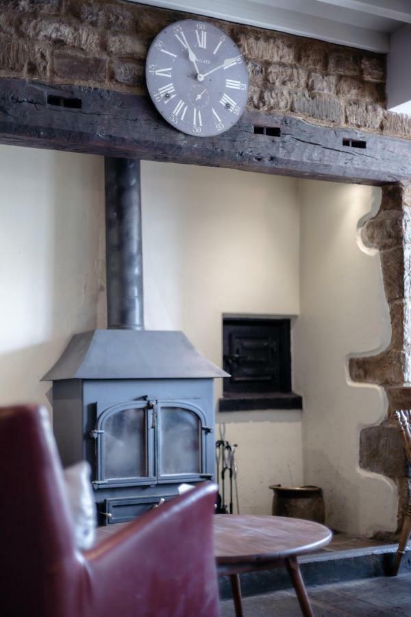 The Sun Inn At Hook Norton Kültér fotó